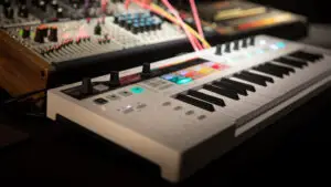 MIDI Controller vs Keyboard