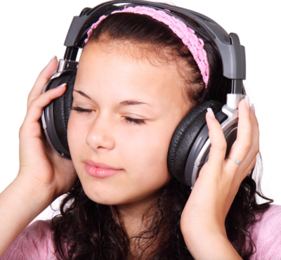 On-ear headphones vs over ear